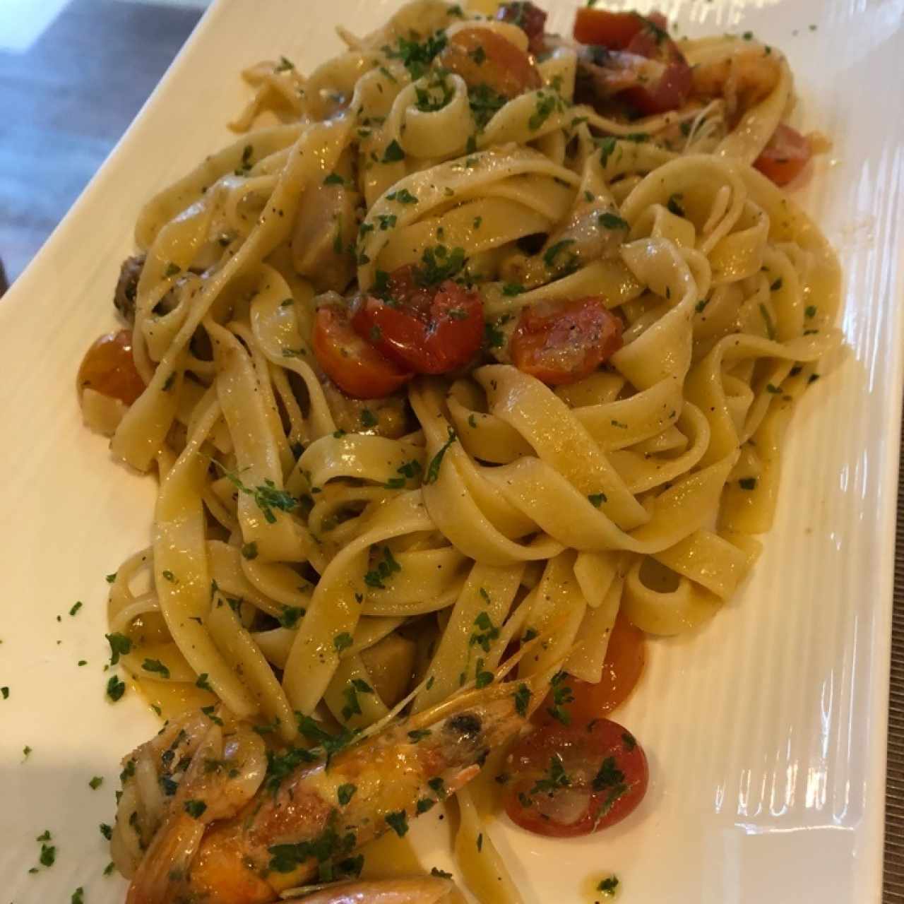 Fettuccine gamberi e funghi porcini freschi