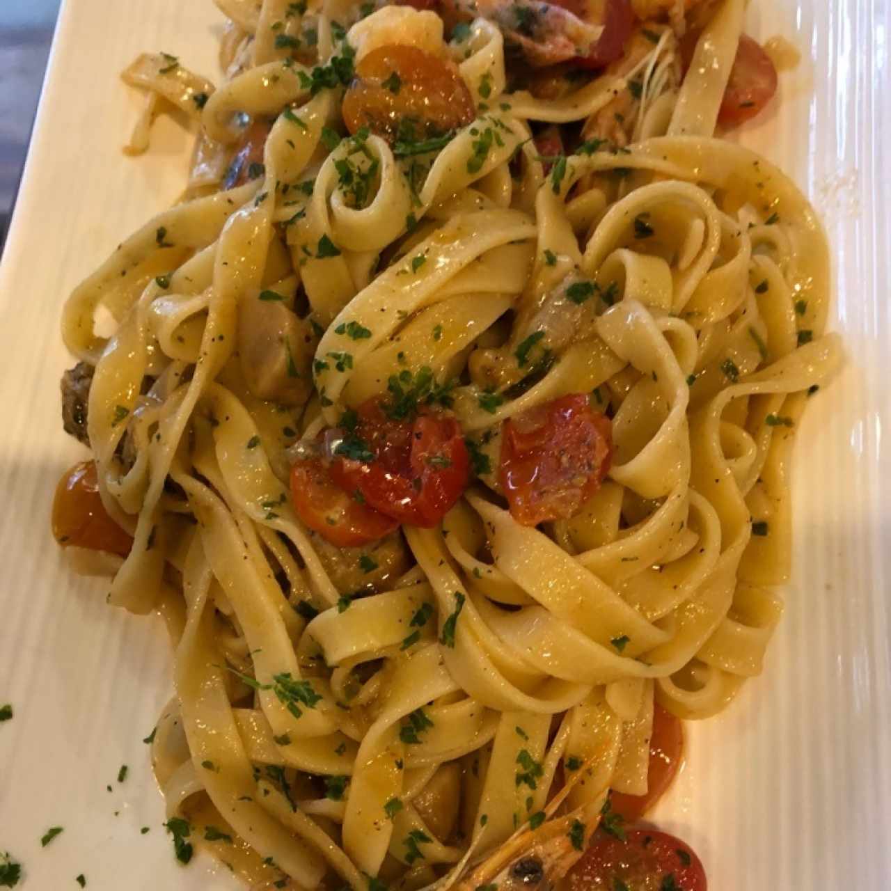 Fettuccine gamberi e funghi porcini freschi