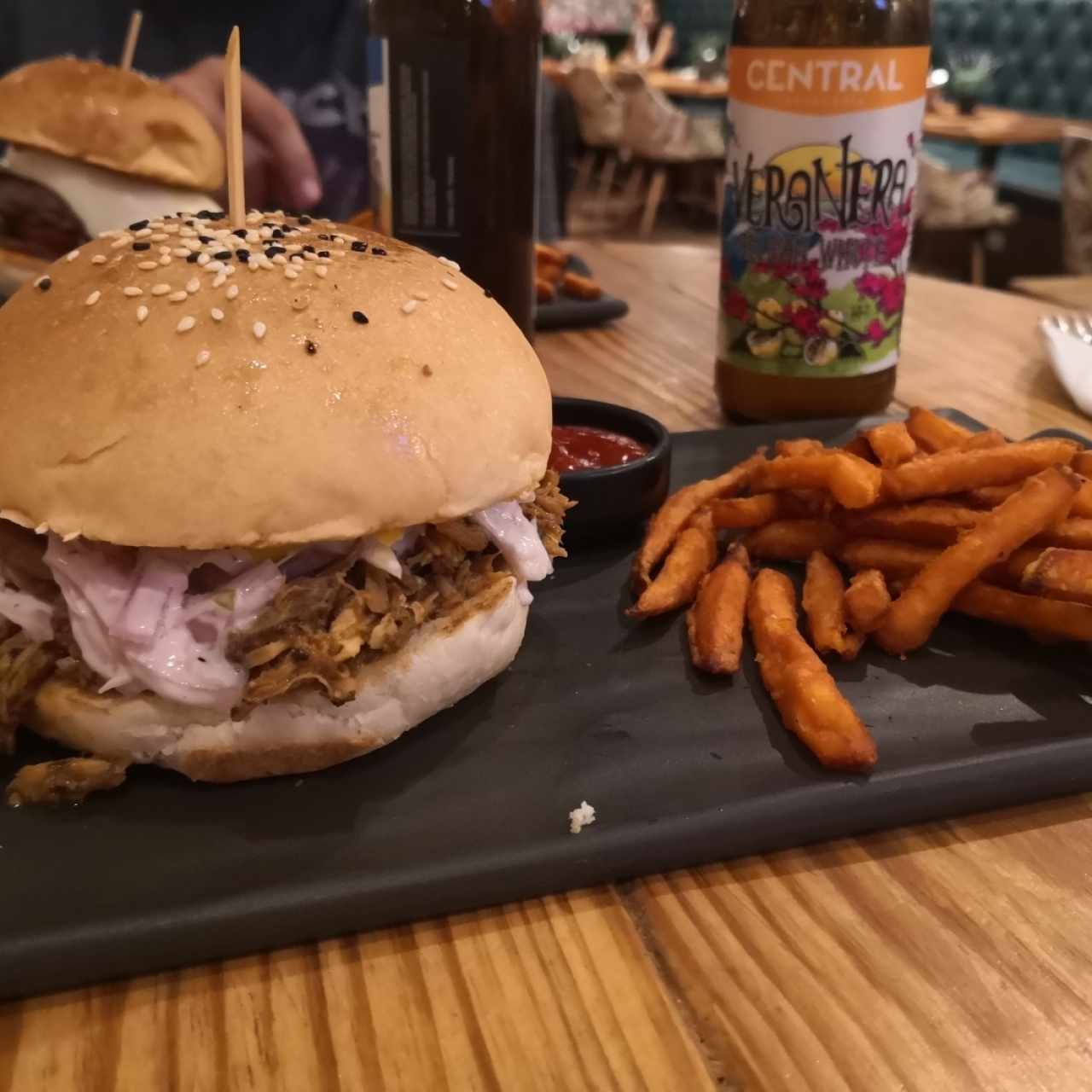 hamburguesa de pulled pork