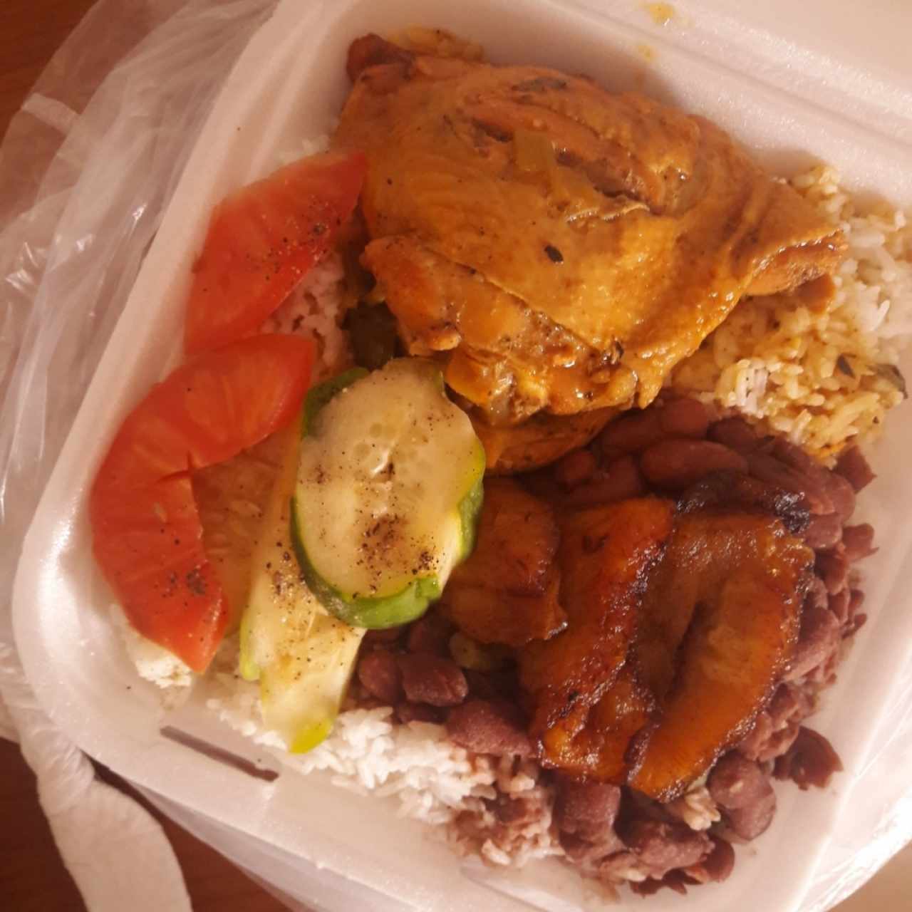 Pollo Guisado 