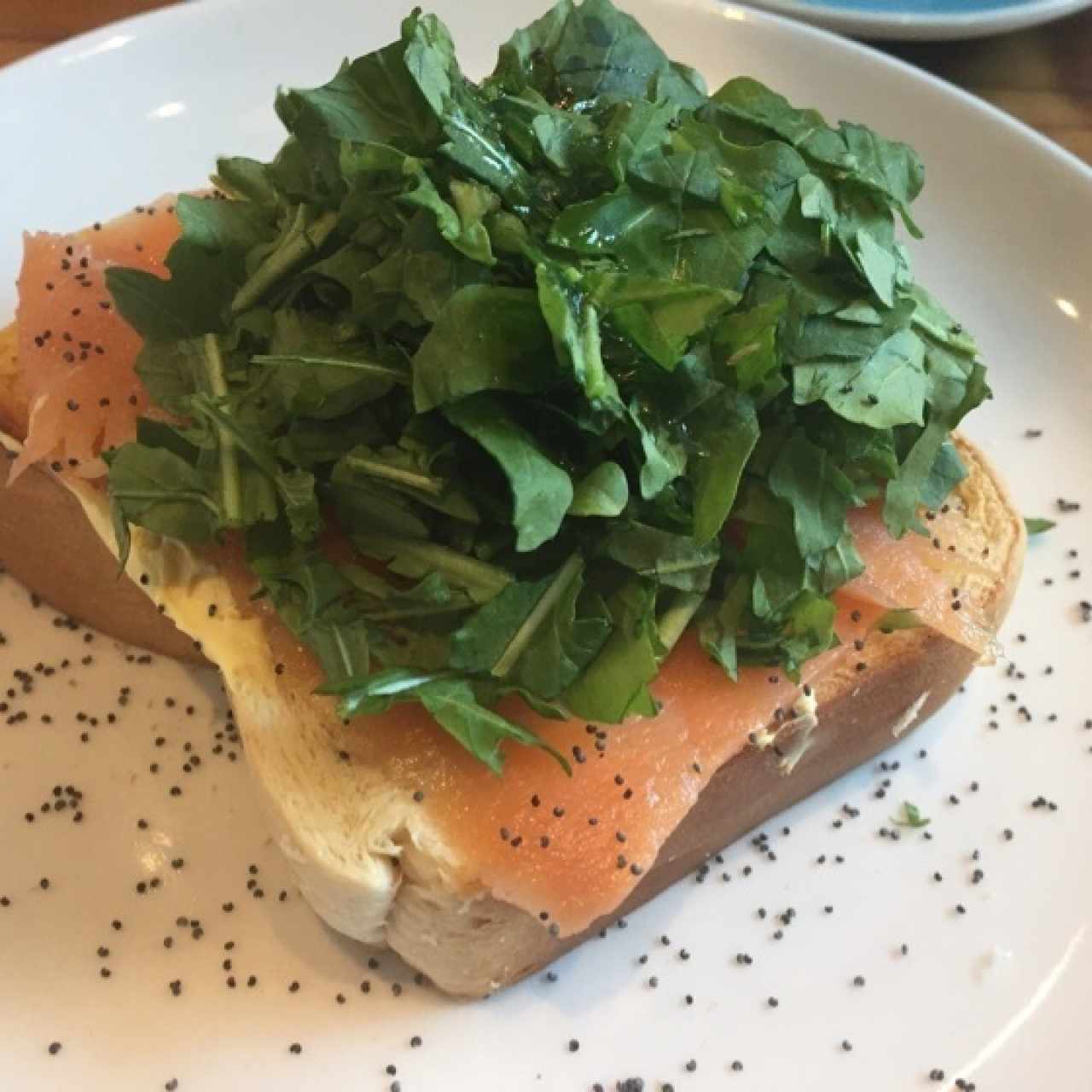 Tostada de salmón