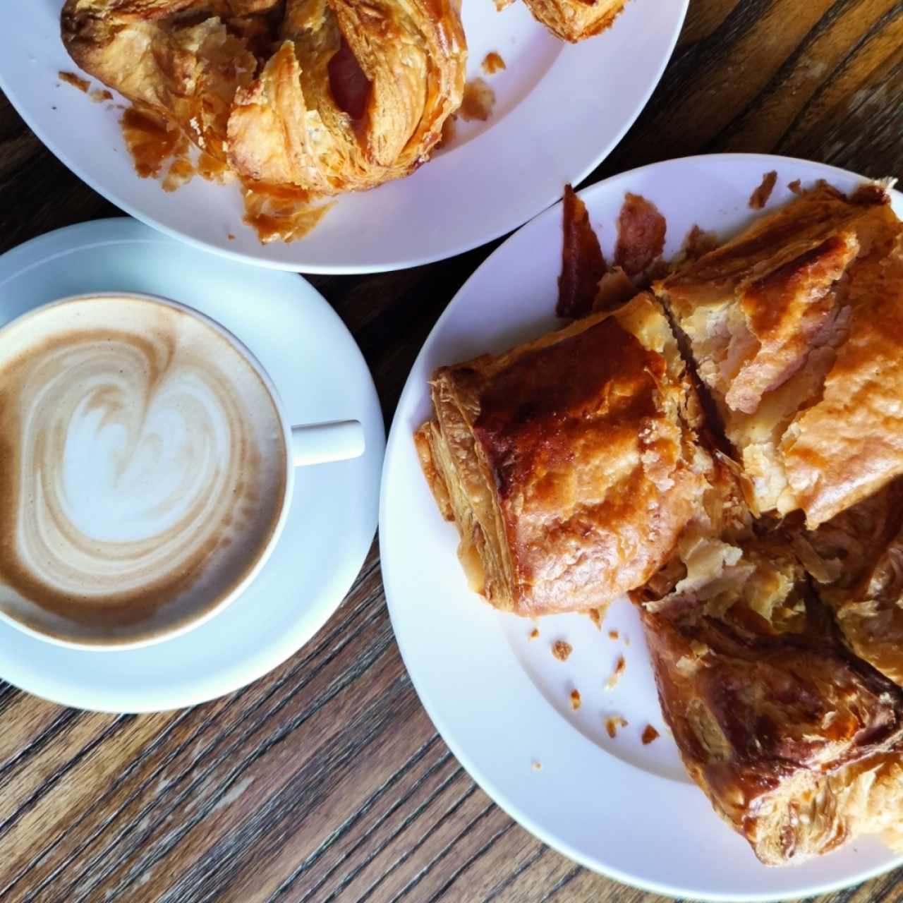 Pastelito de Jamón y Queso Crema