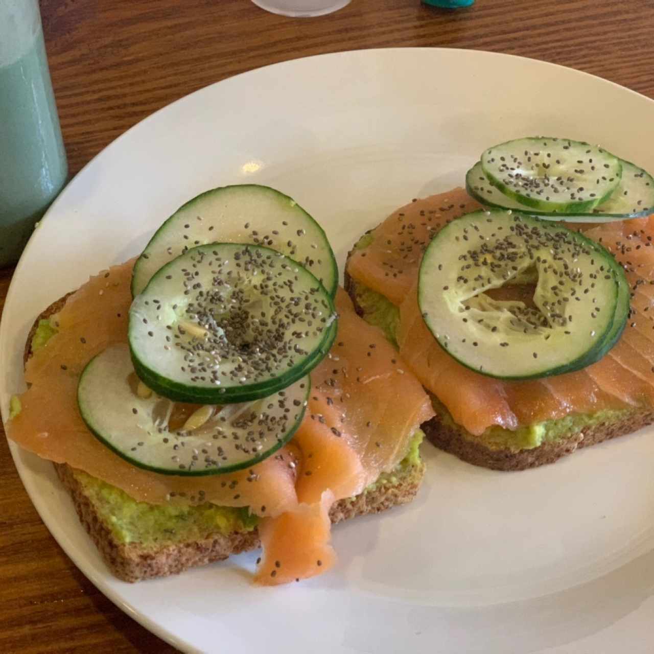 tostadas de salmon