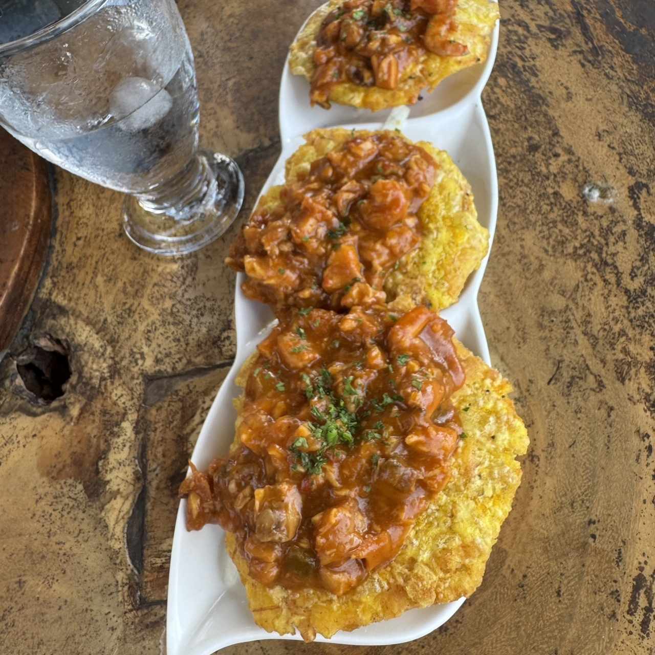 Patacones Rellenos De Mariscos (3 Unidades)