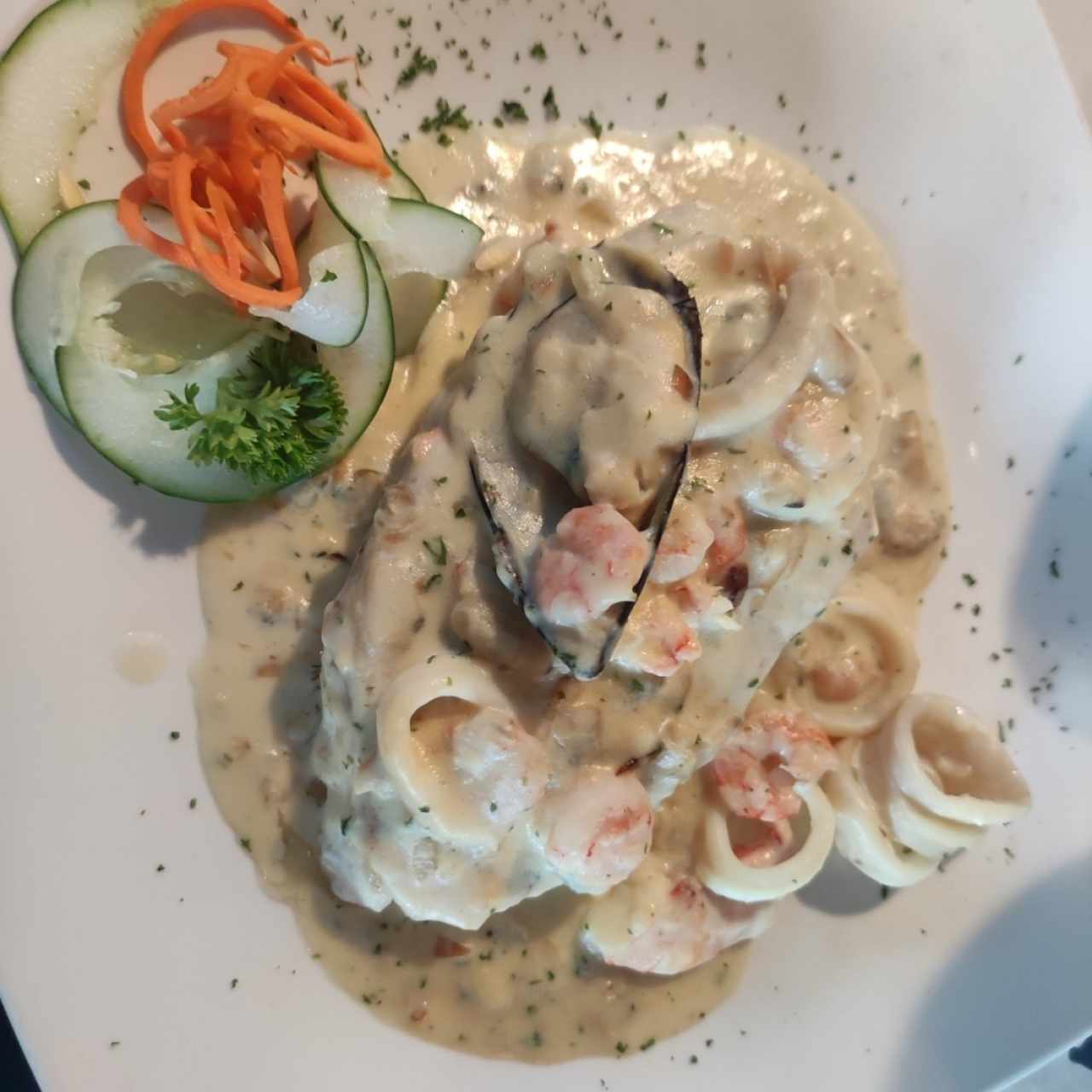  Filete de Corvina con mariscos