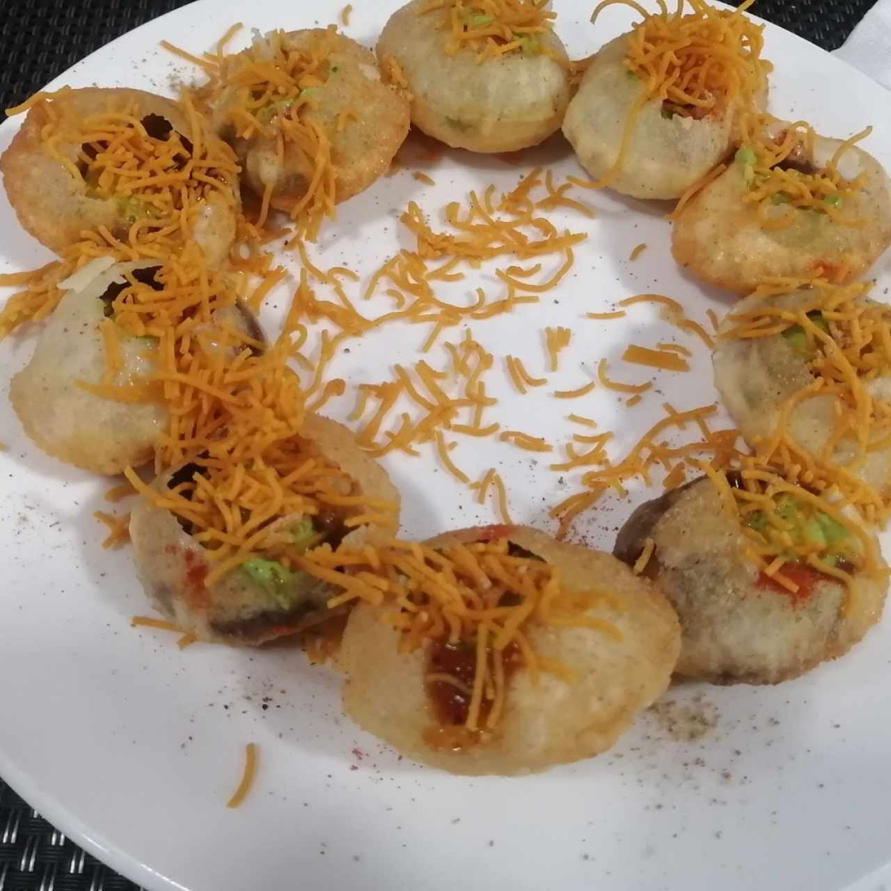 Dhai puri