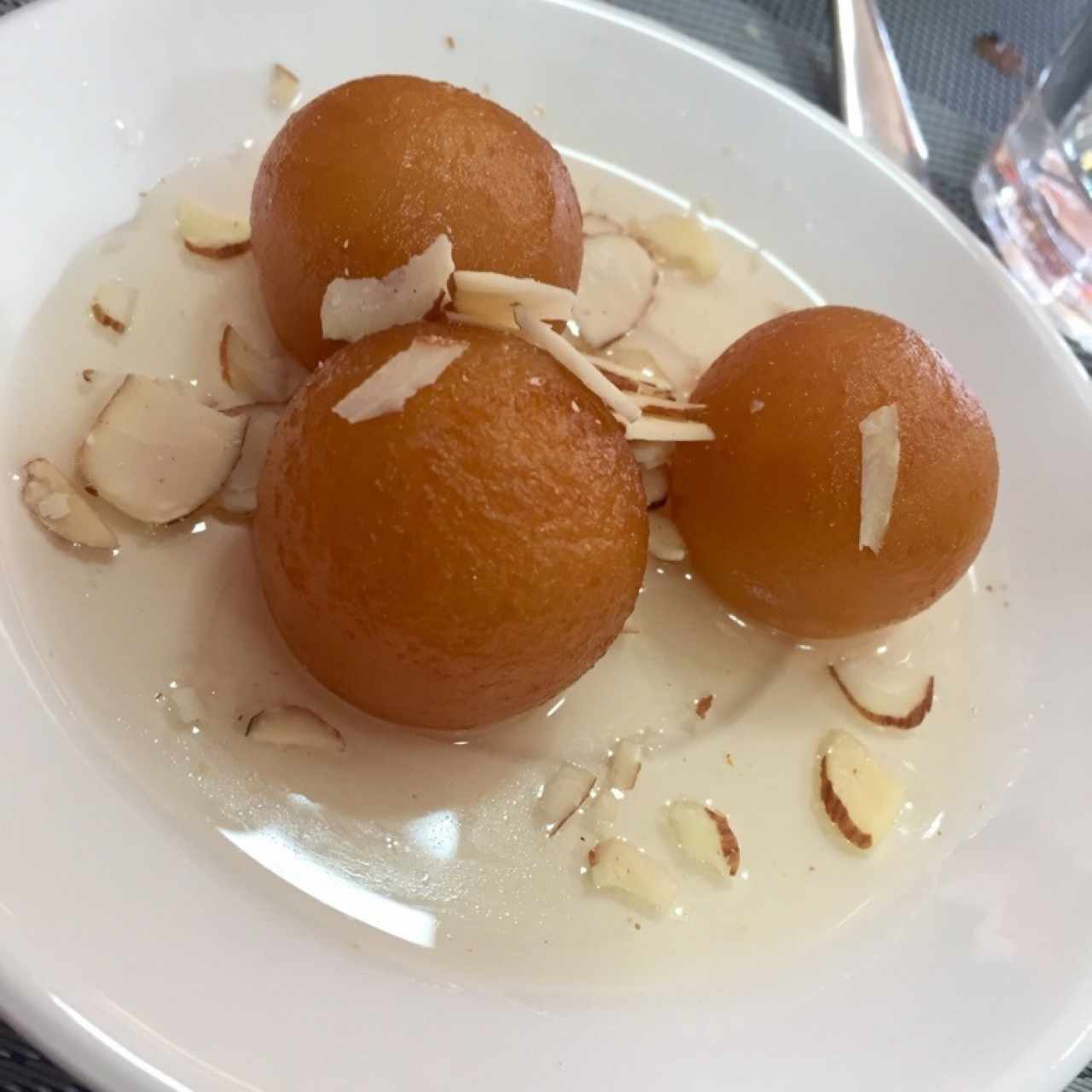 gulab jamun