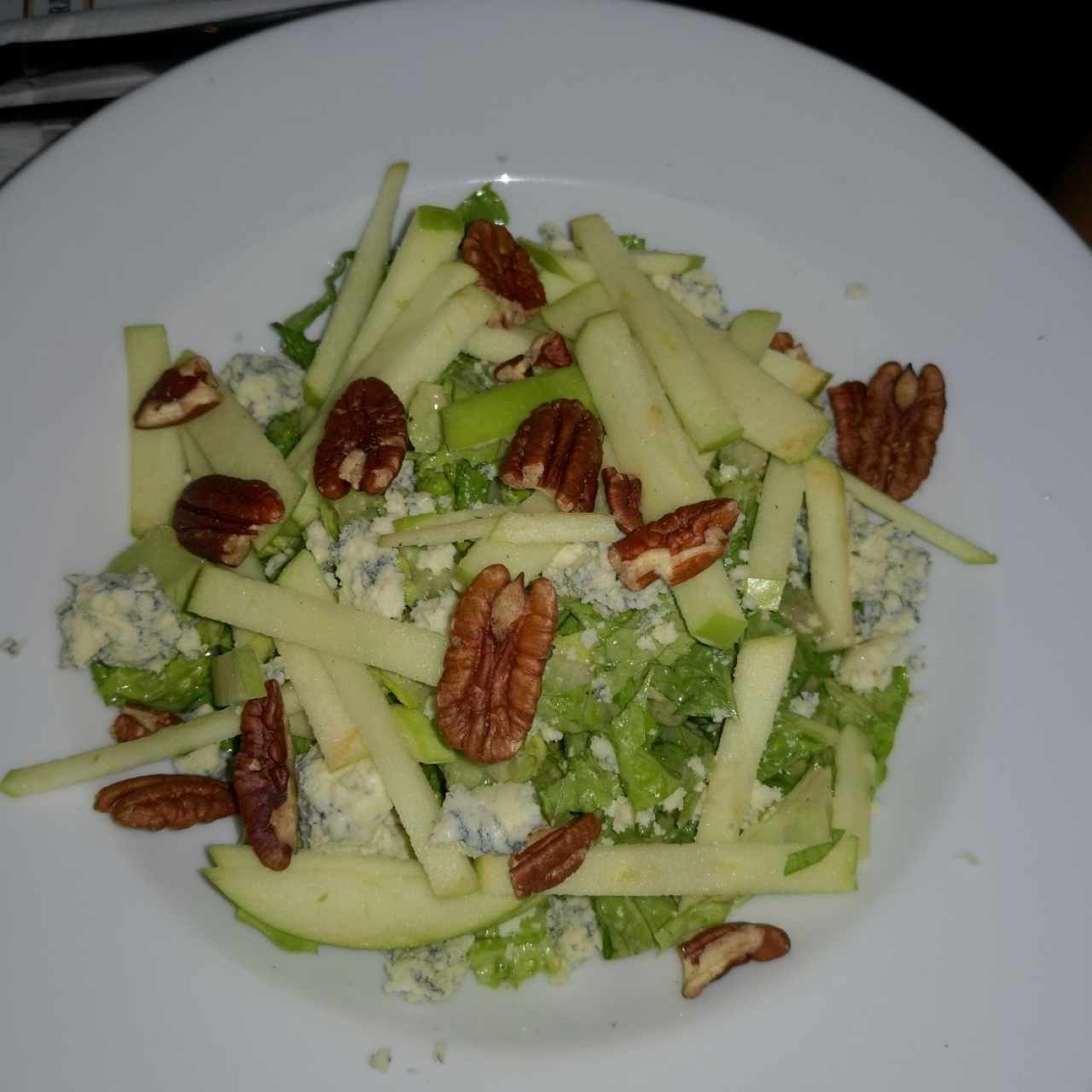 ensalads con queso azul y nueces