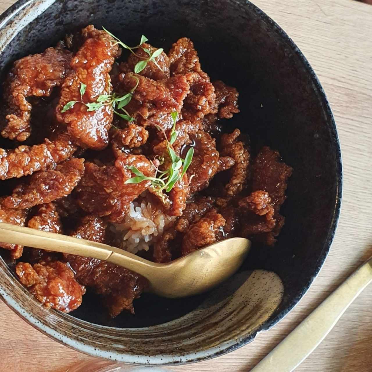 Mongolian Beef (Demasiado Dulce)