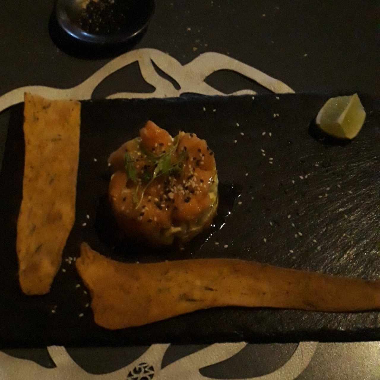 salmon tartar