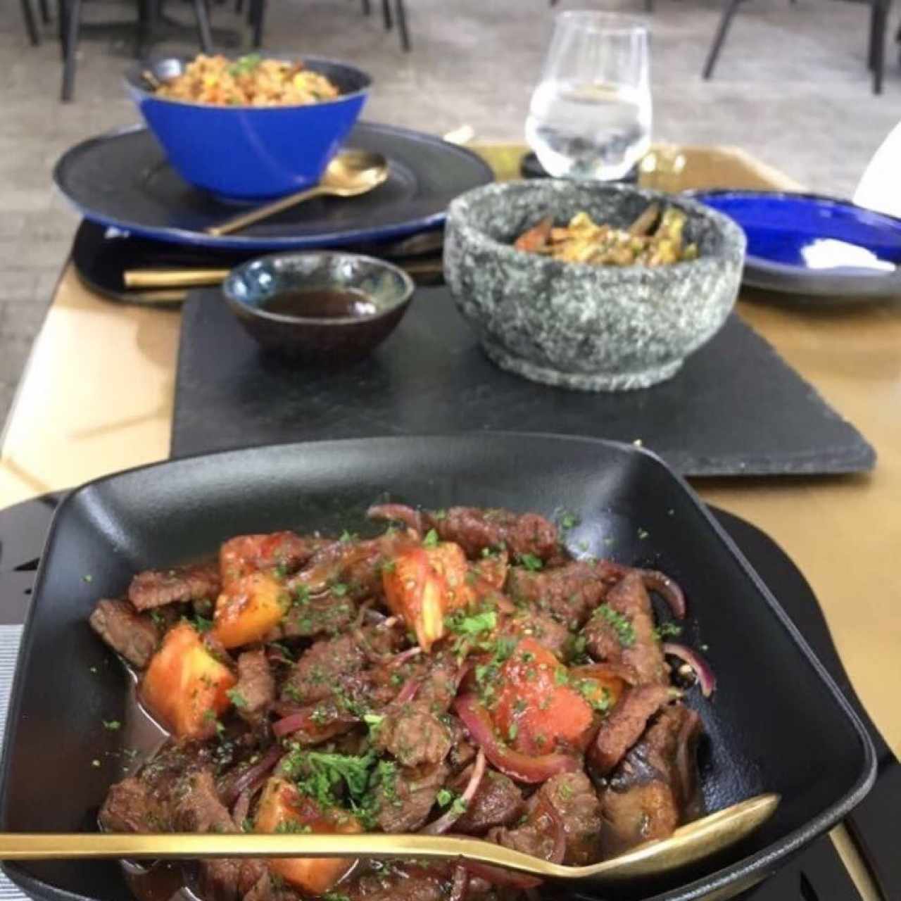 lomo saltado 