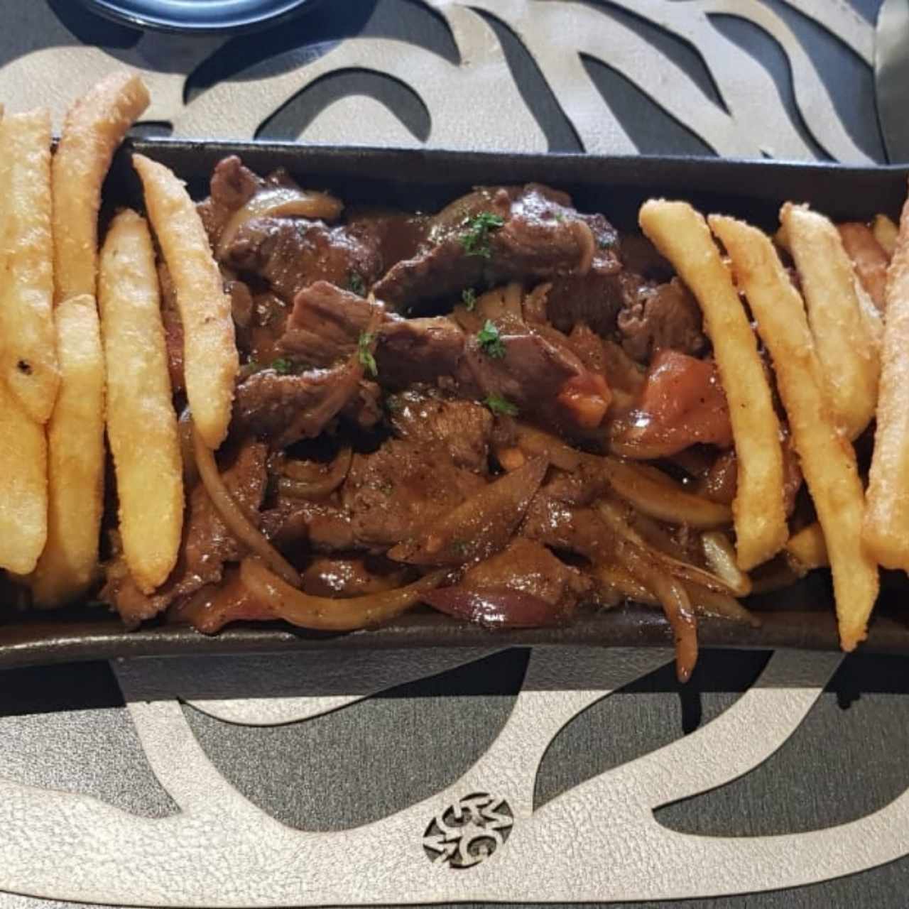 Lomo Saltado