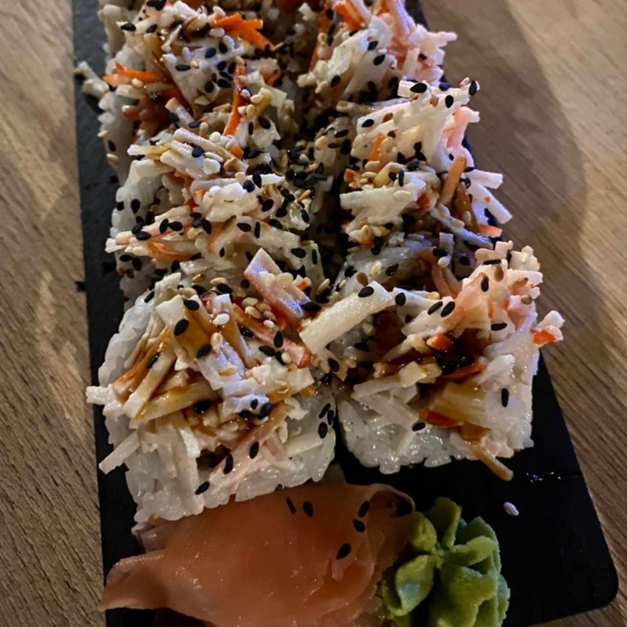 SUSHI BAR - KING CRAB ROLL