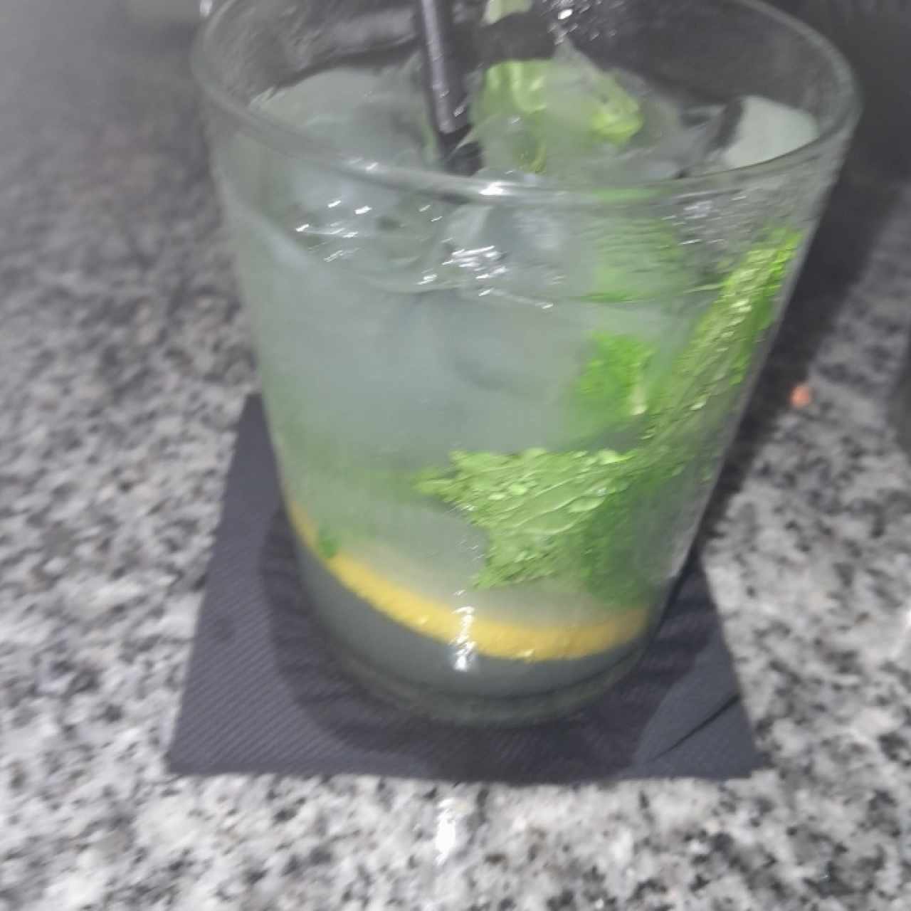 limonada con hierbabuena 