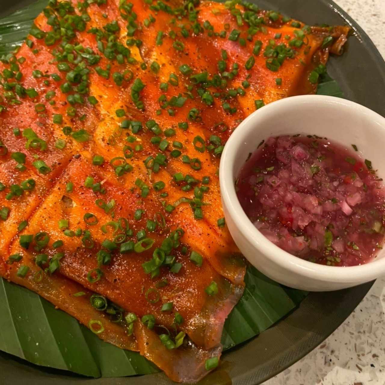 Atún con yuca tostada