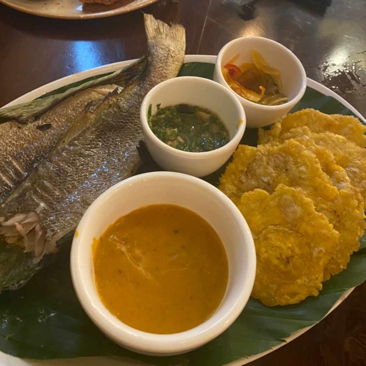 corvina + tamal de olla + escabeche