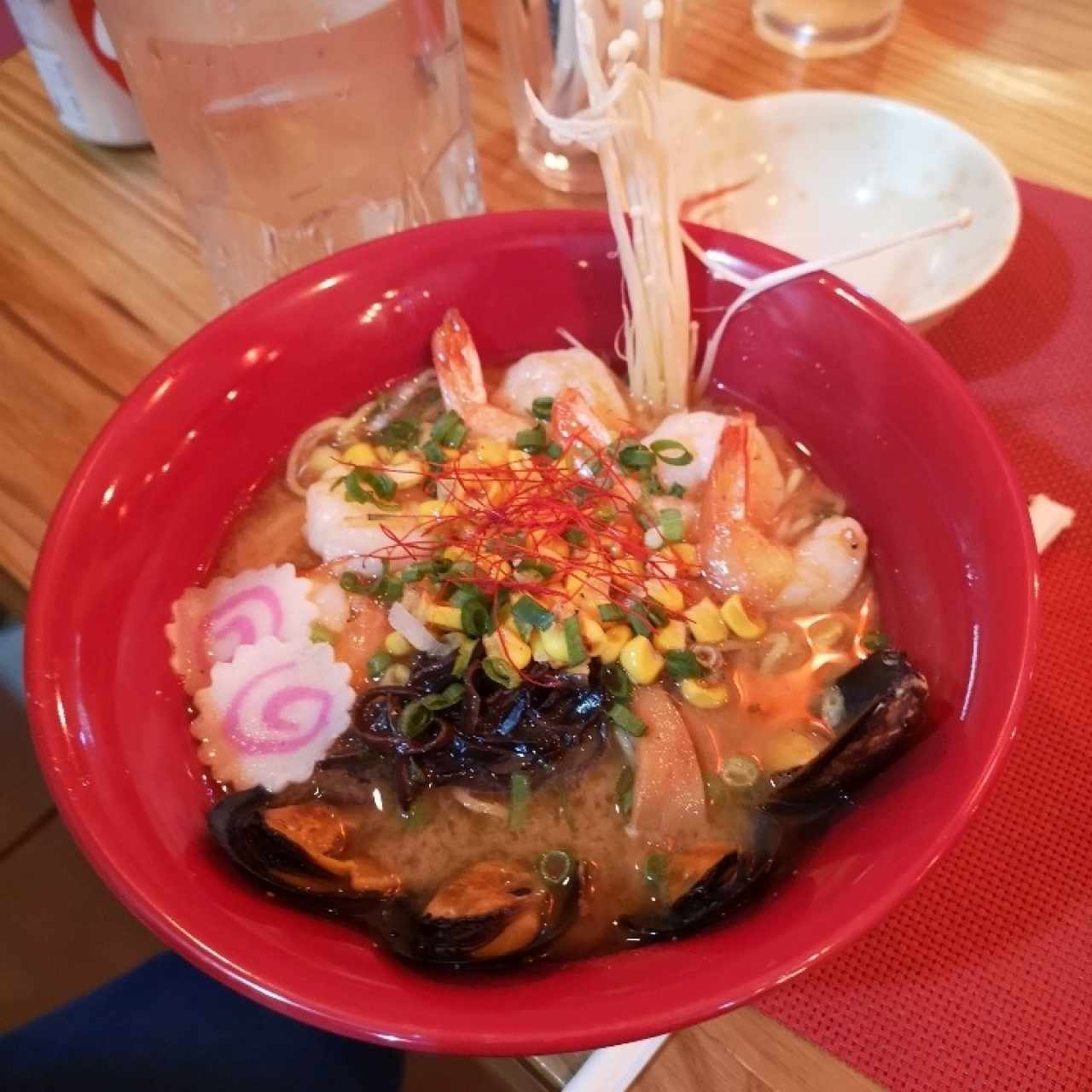 ramen de marisco