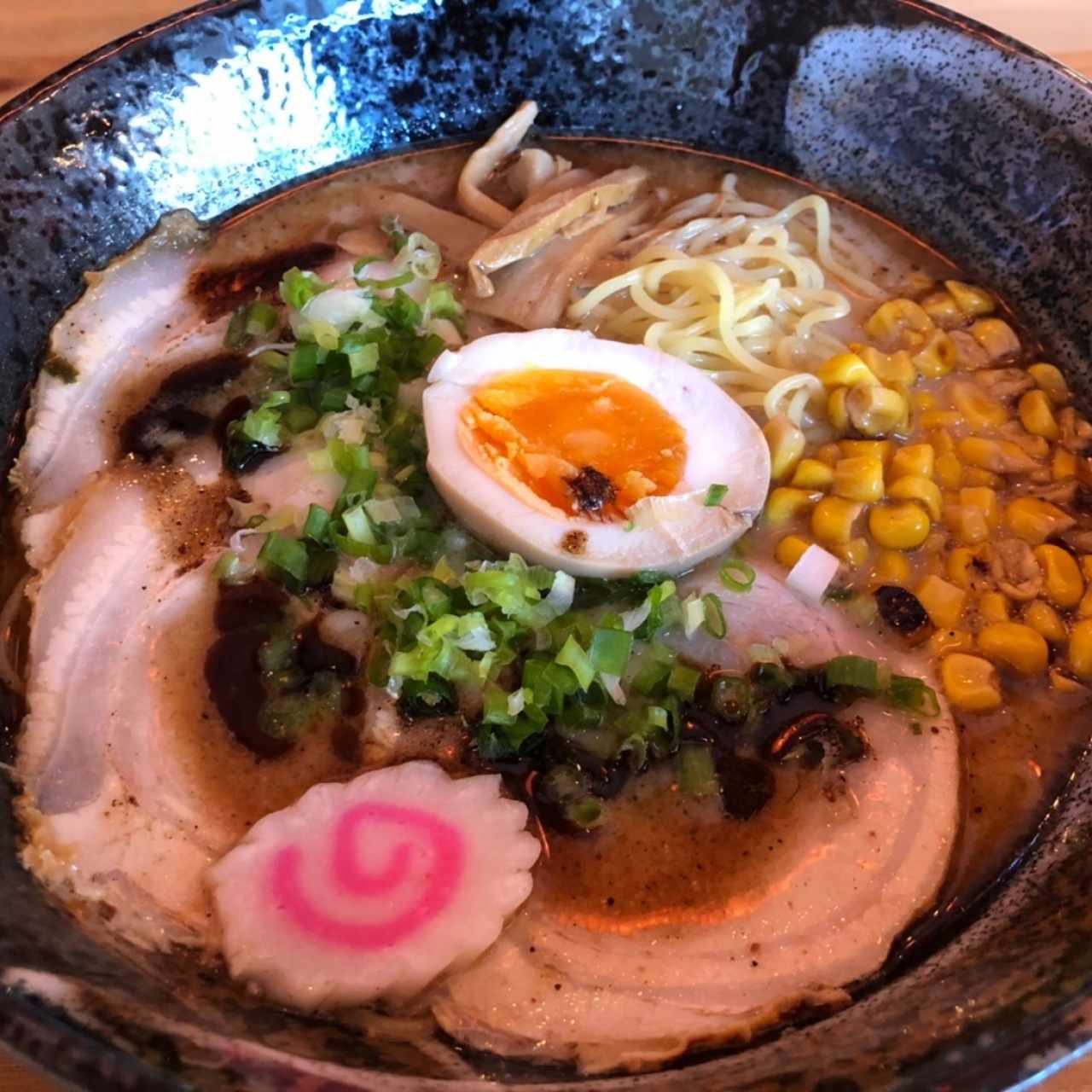 Black garlic tonkotsu