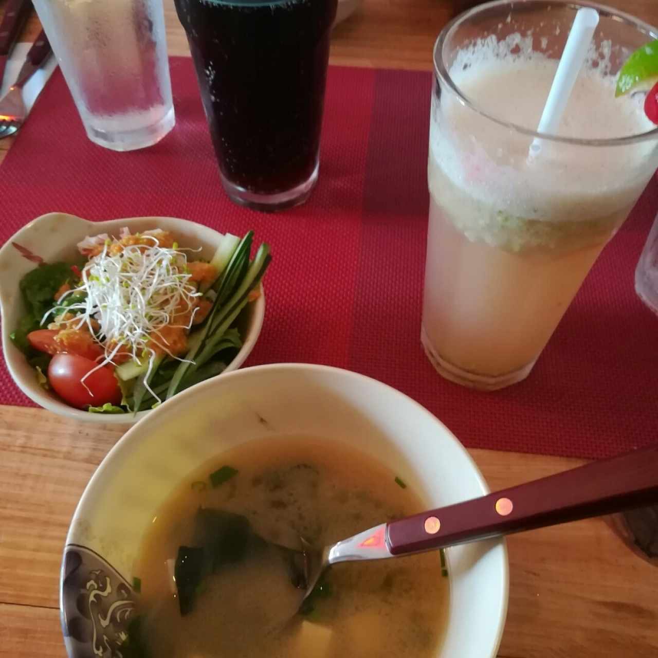 Sopa y ensalada