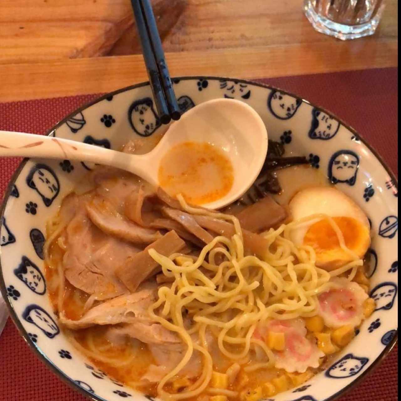 Spicy ramen con base de cerdo