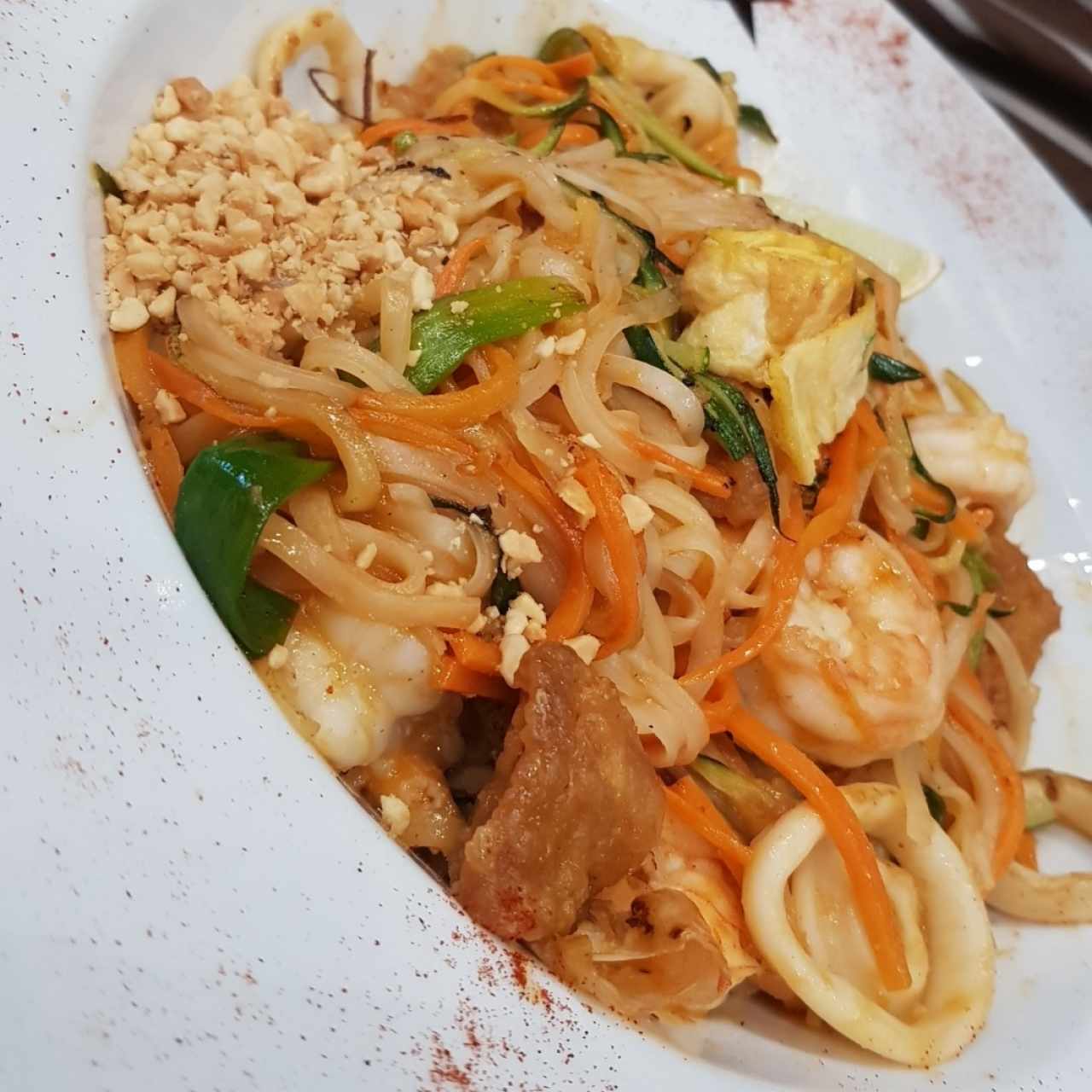 Pad thai de mariscos