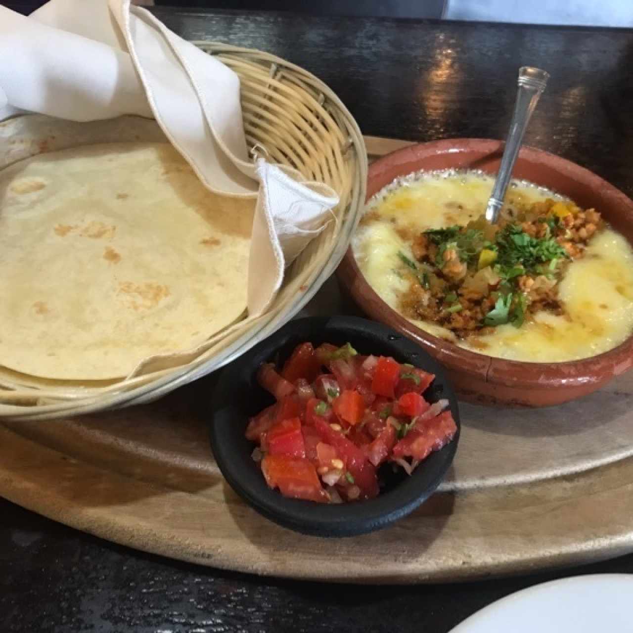 Queso fundido con Chorizo