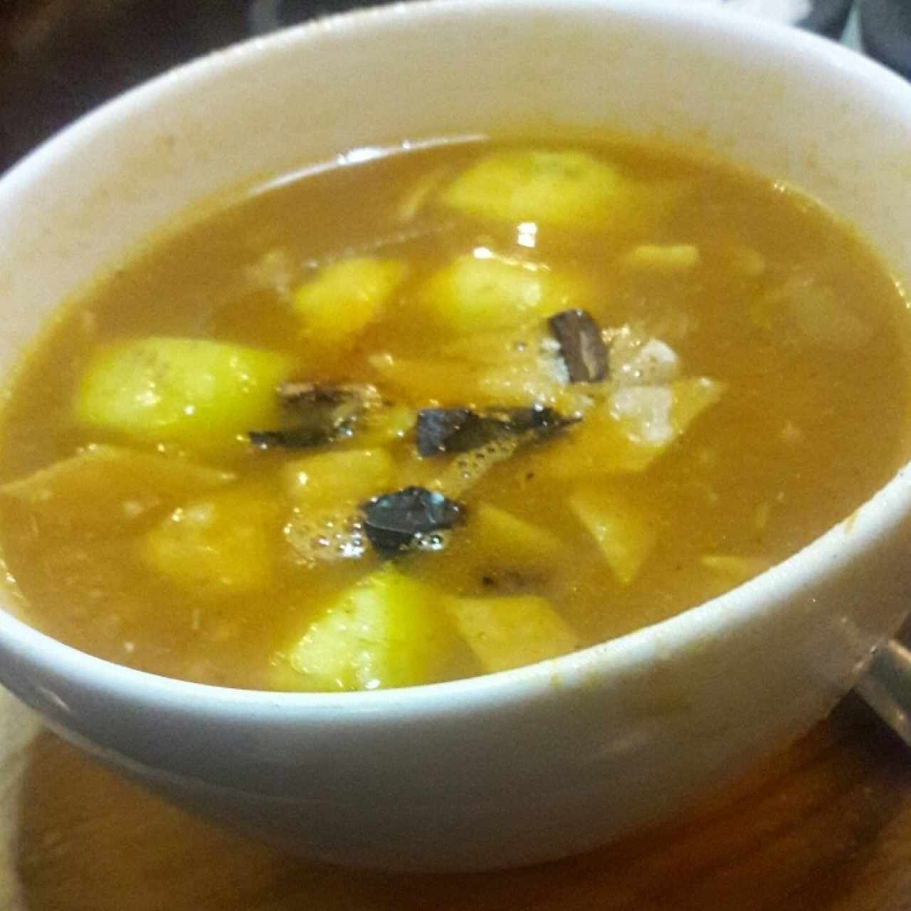 Sopa Azteca (de tortilla)