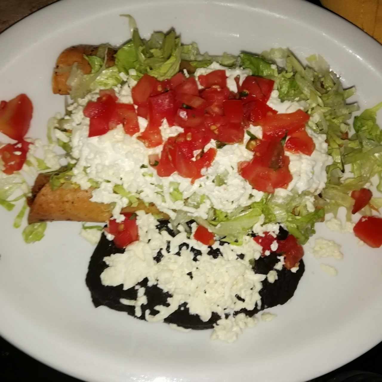 Flautas de pollo