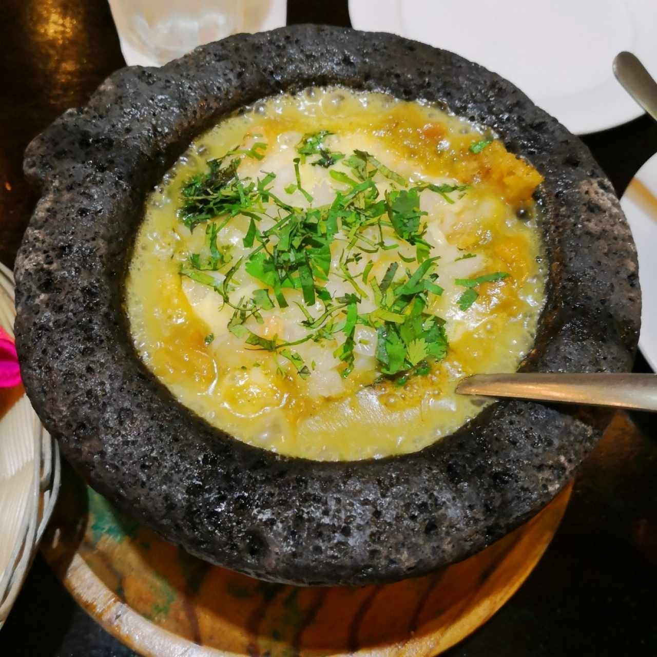 Queso Fundido con chicharron