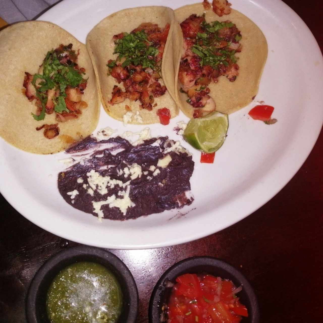 tacos pulpo al mojo