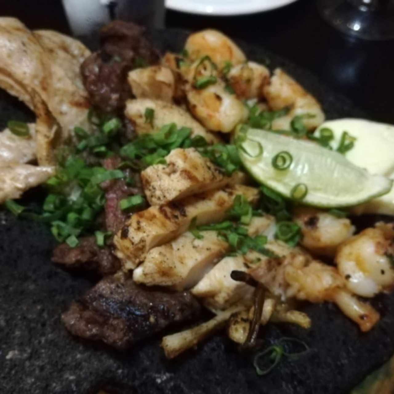 Asado al Molcajete 