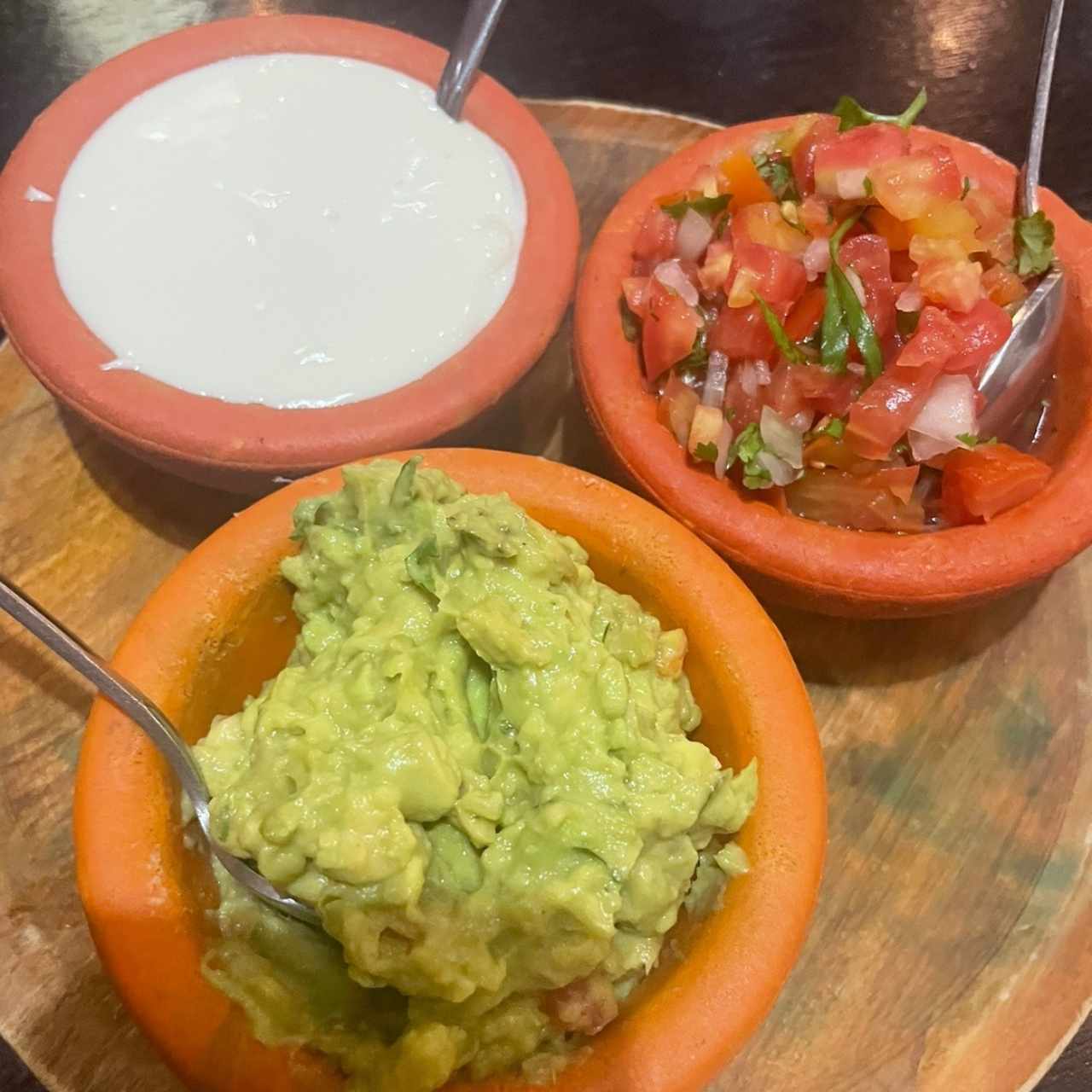 Totopos, Salsa y Guacamole