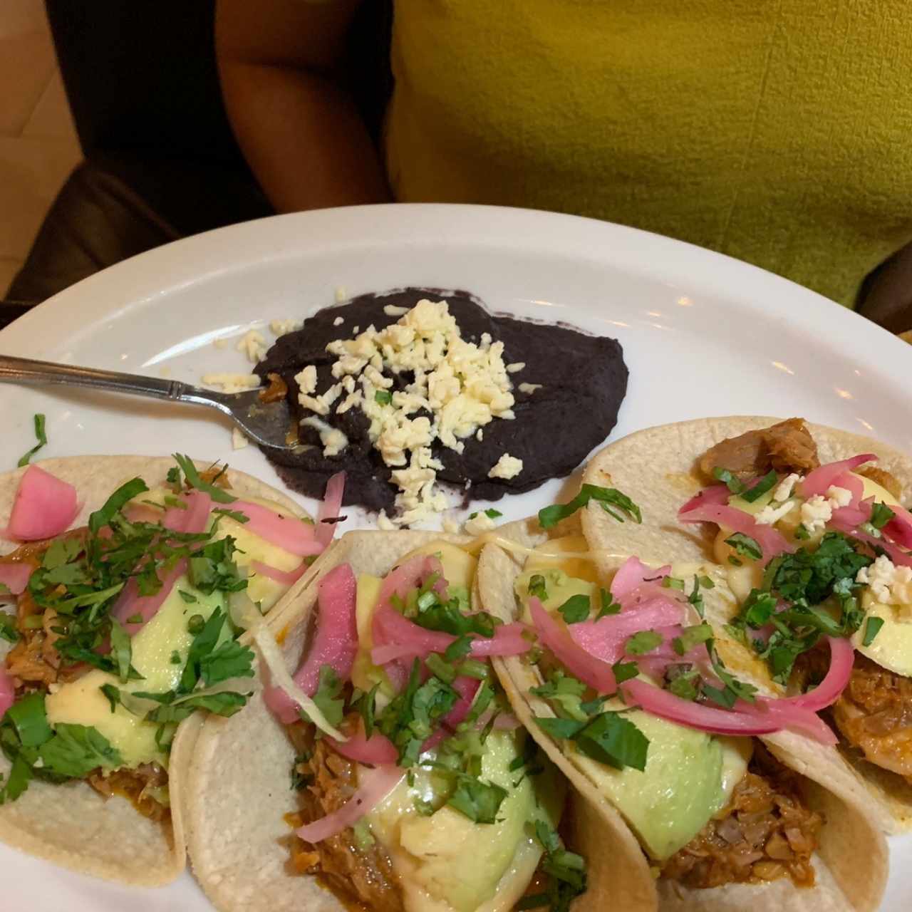 tacos de cochinilla