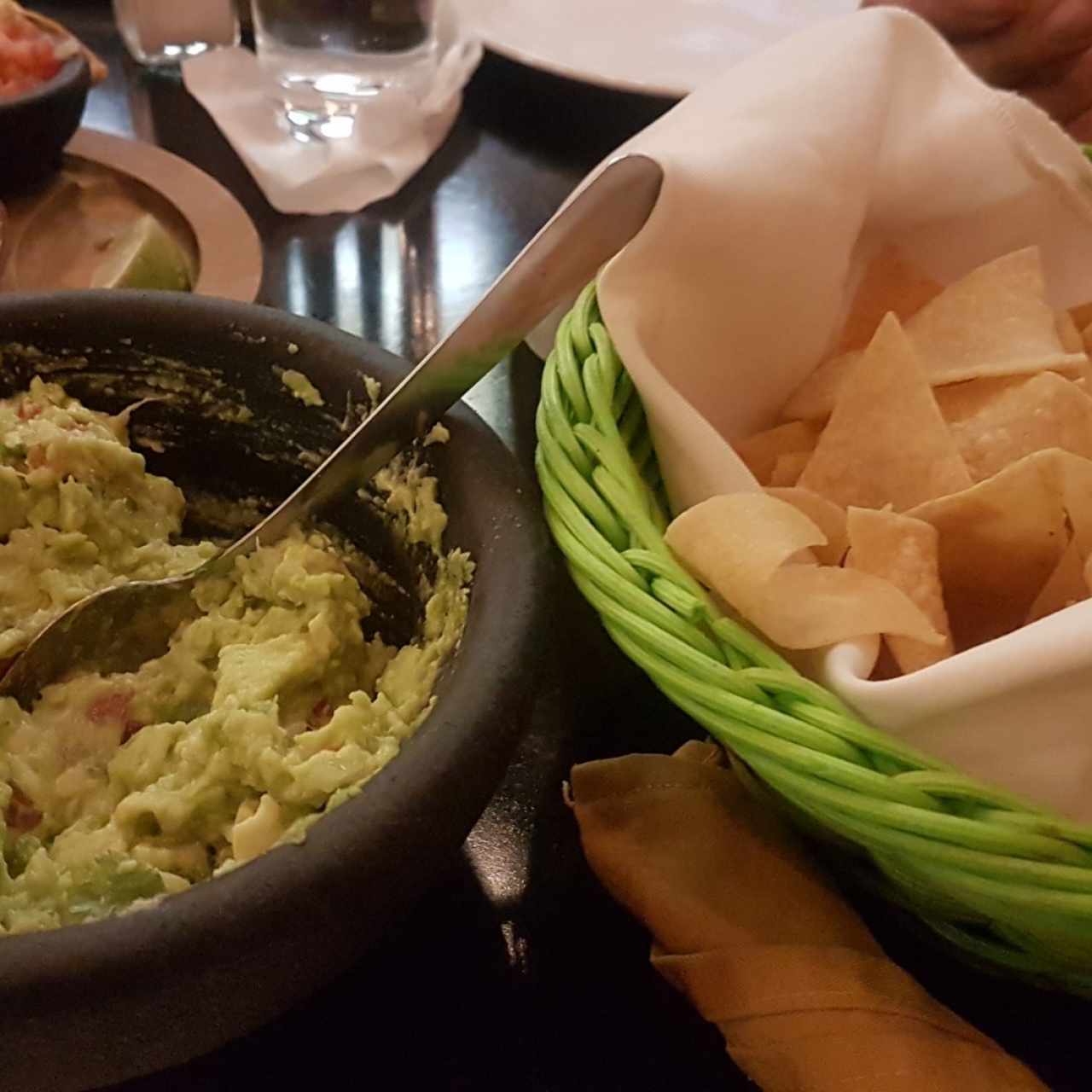 Guacamole con chips