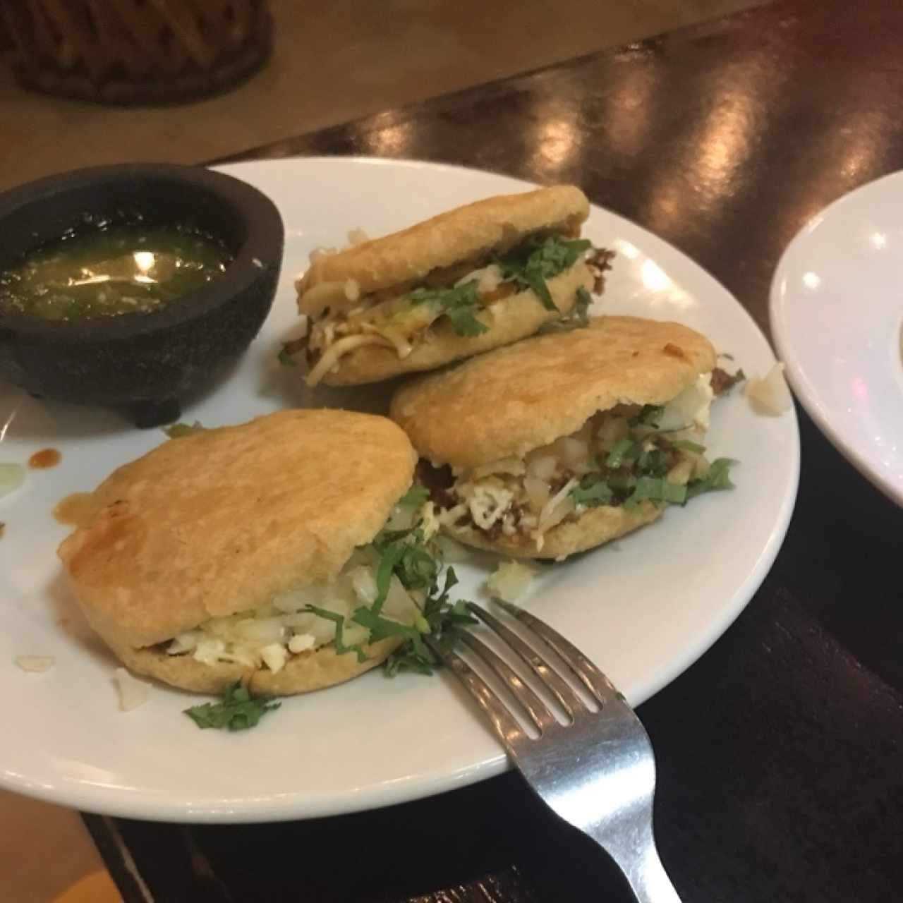 Gorditas (vienen 4, ya me habia comido una)