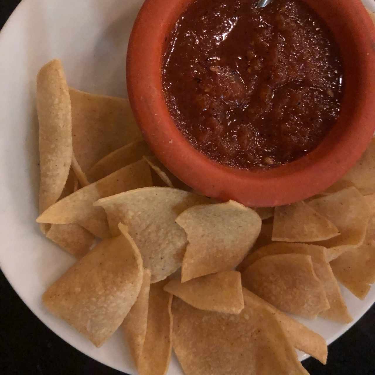 Nachos cortesia de la casa