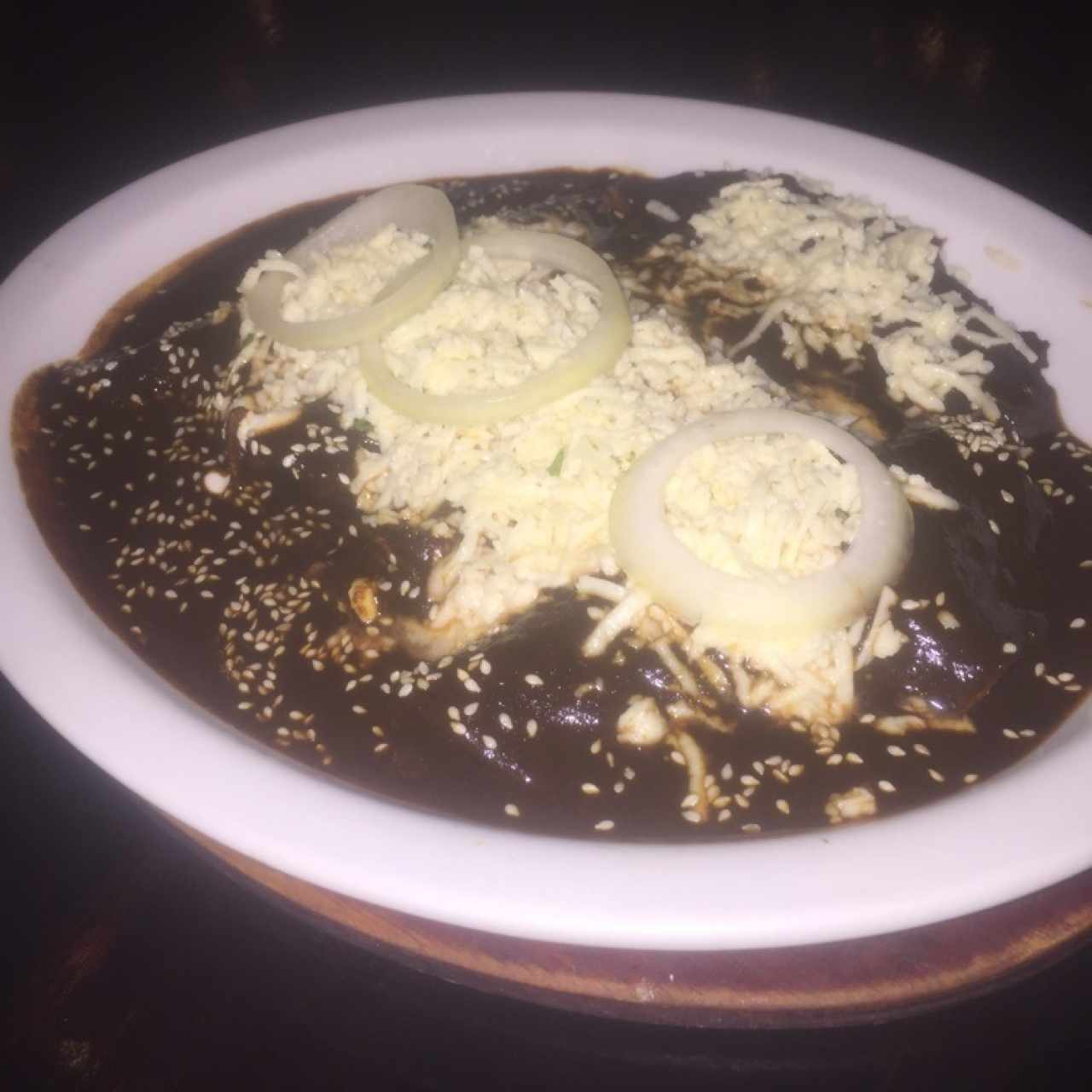 enchiladas de pollo con salsa mole