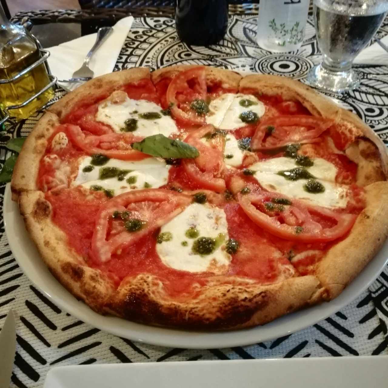 Pizza caprese