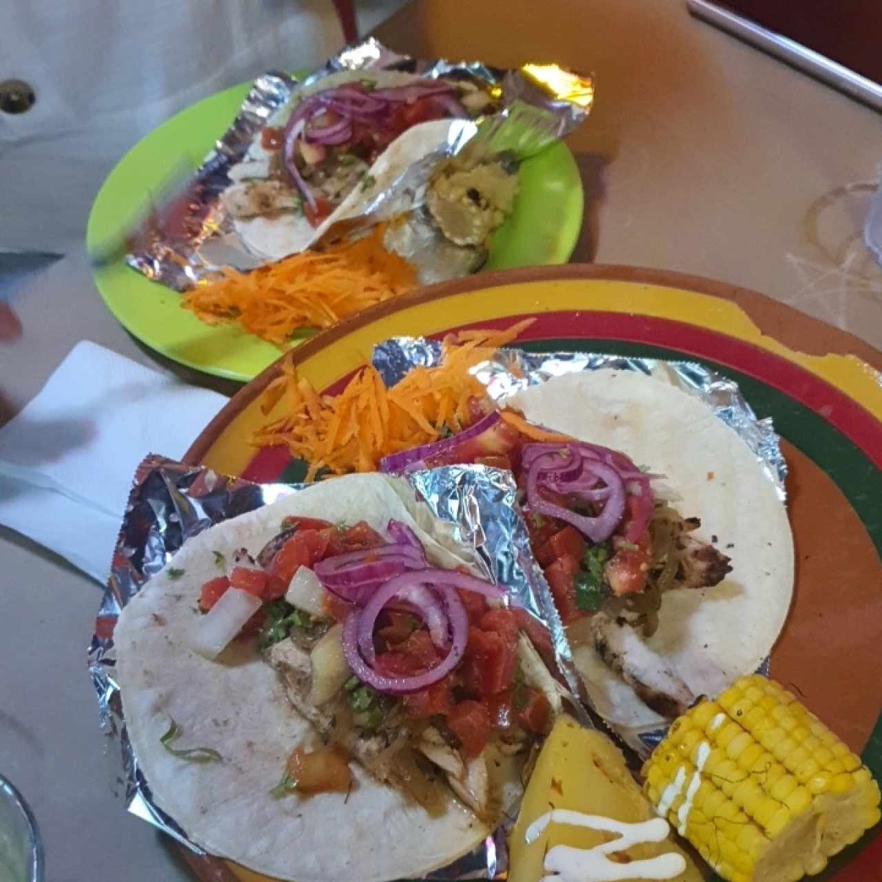 Tacos al carbón de pollo