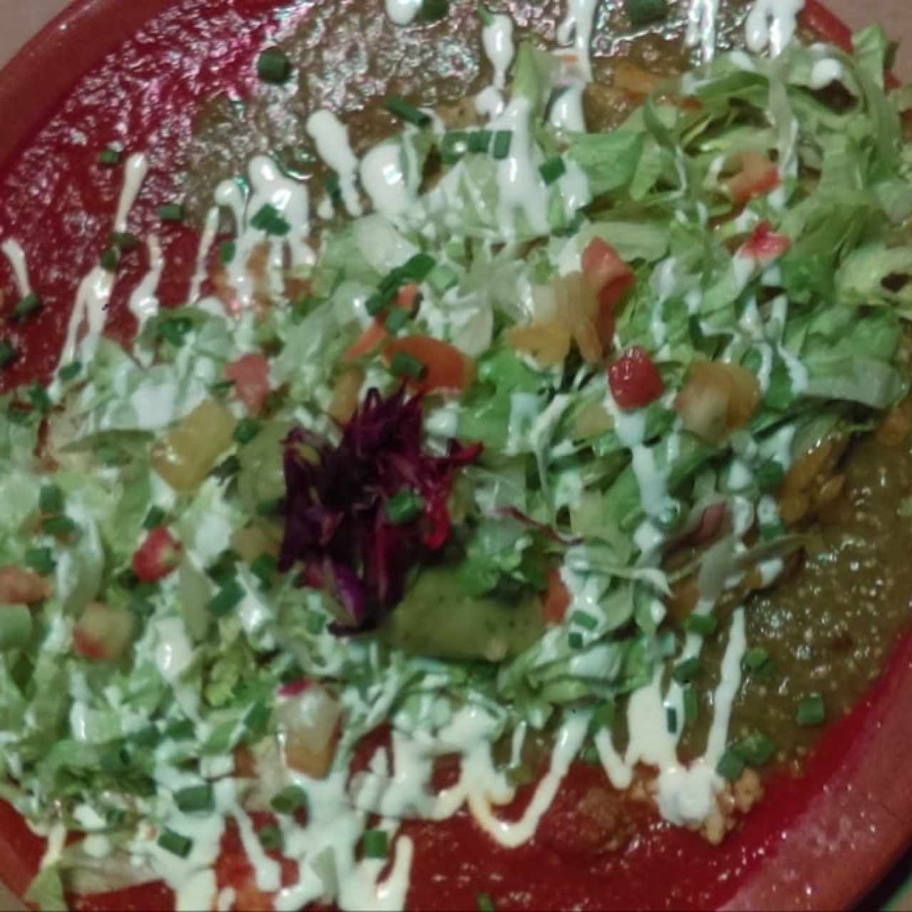 Enchilafa de la abuela con salsa divorciada