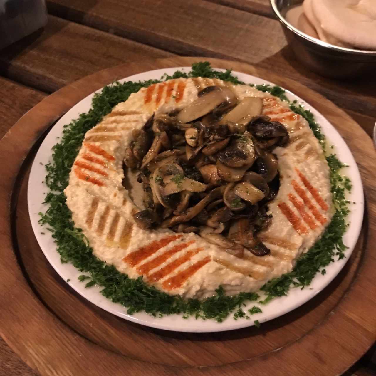 hummus con hongos