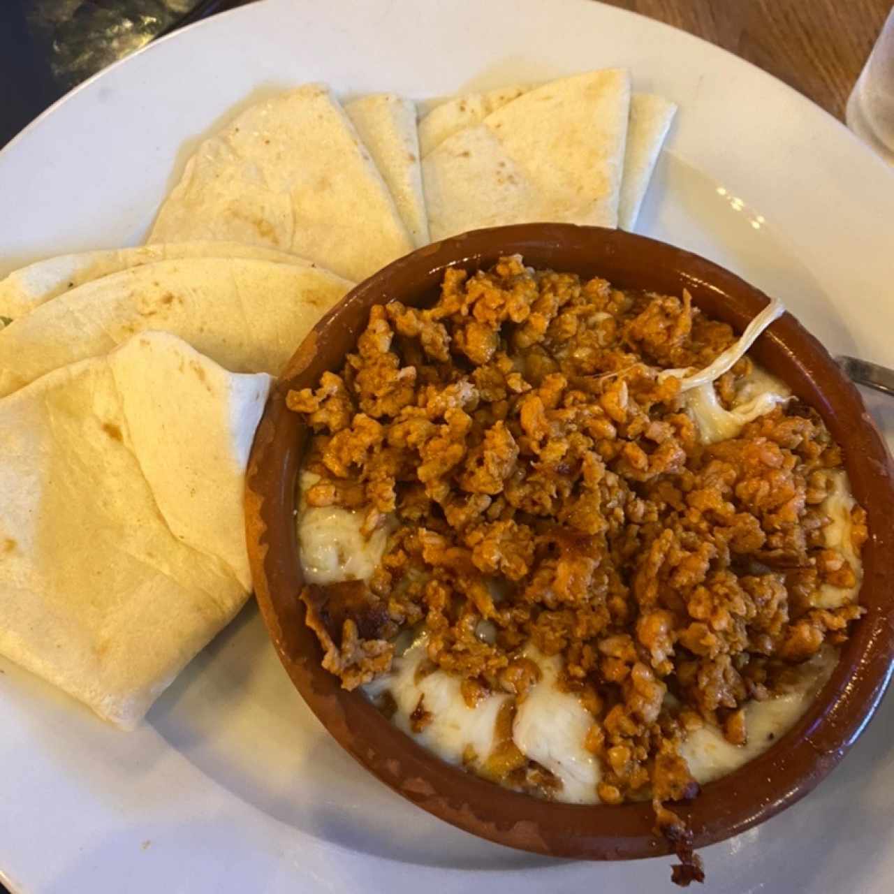 Queso fundido con choriZo