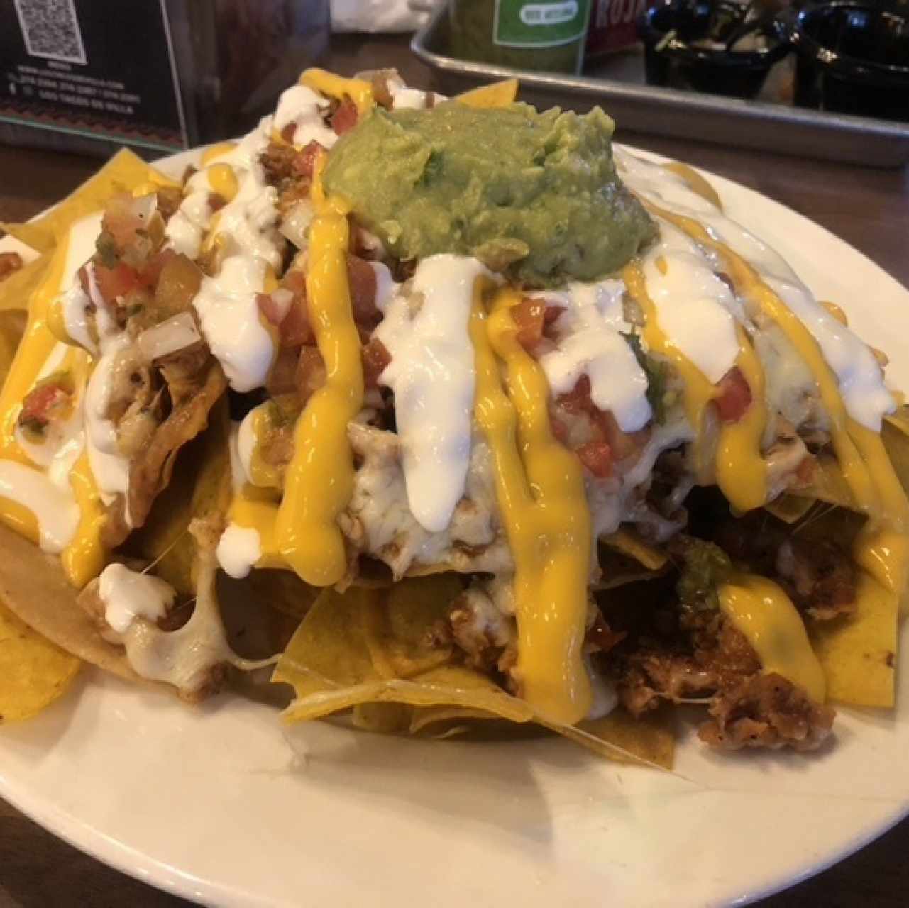 Nachos de Pollo y Chorizo