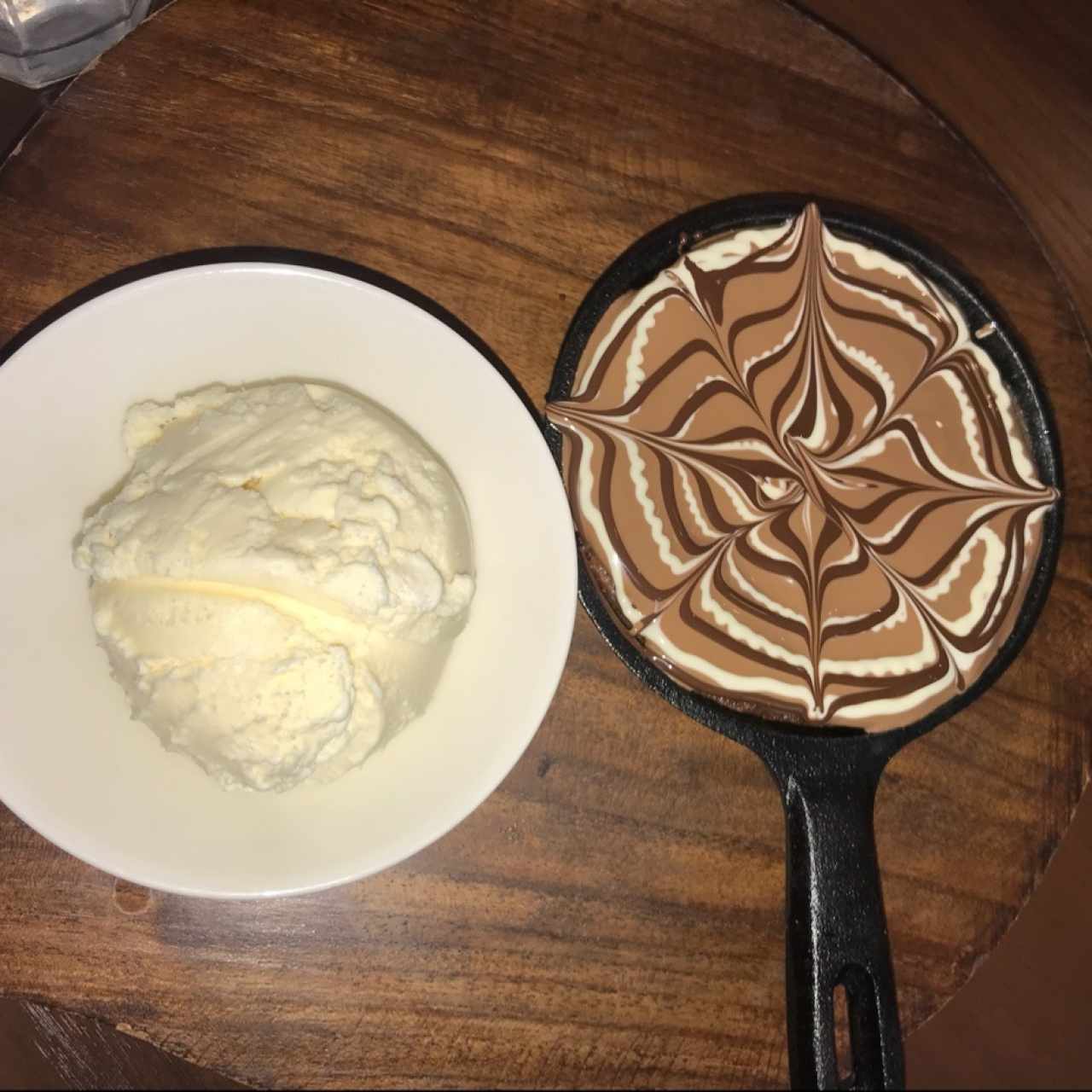 brownie con helado