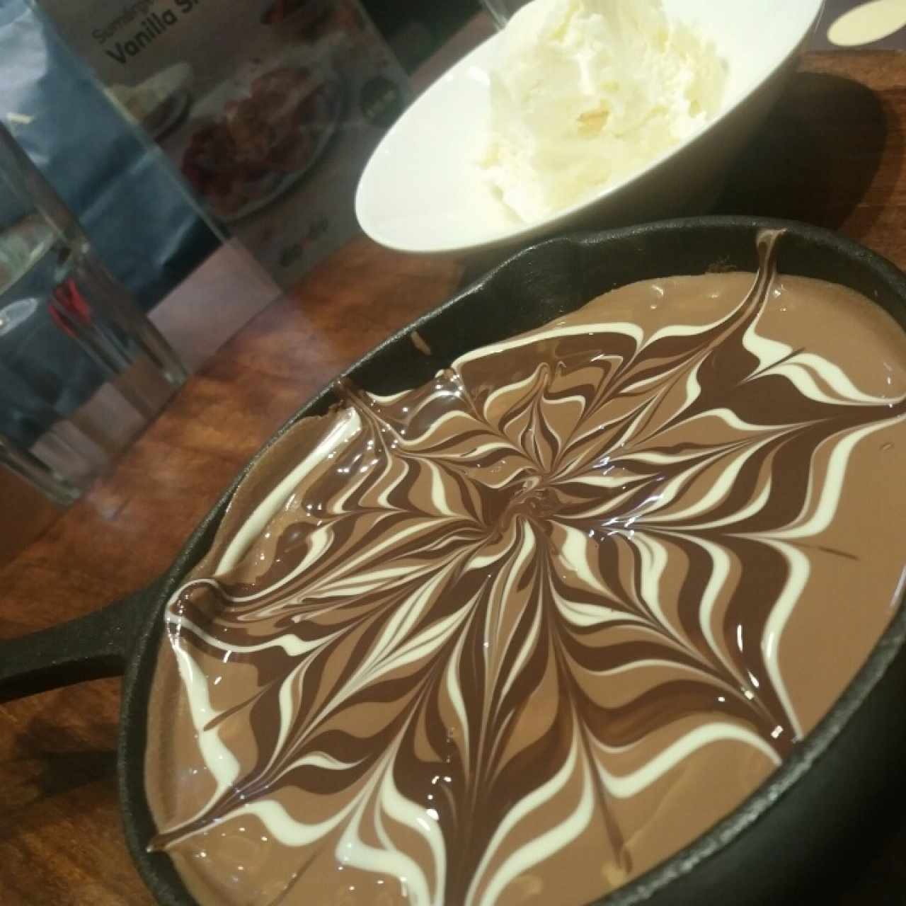 brownies & helado de vainilla