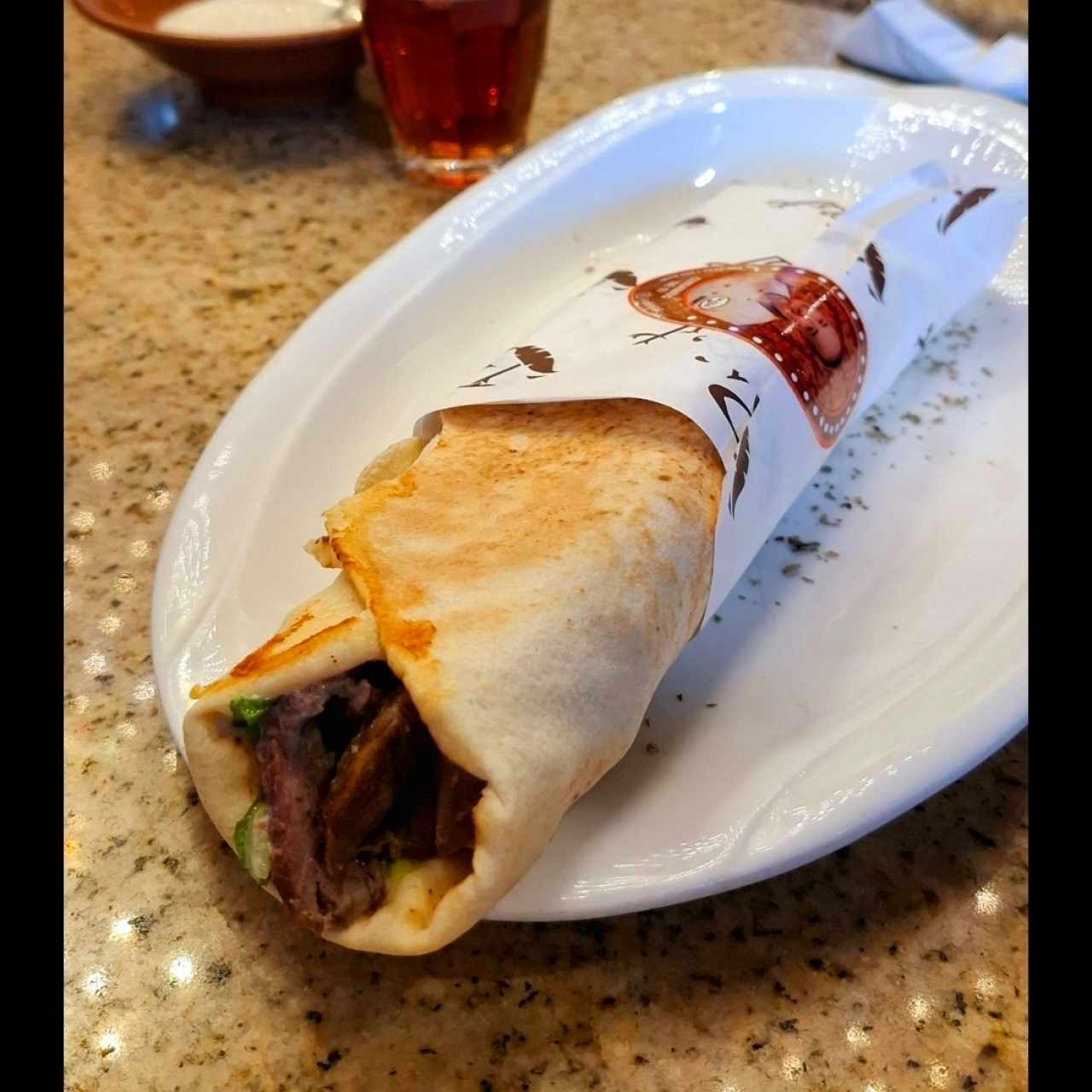 Emparedados - Shawarma de Carne