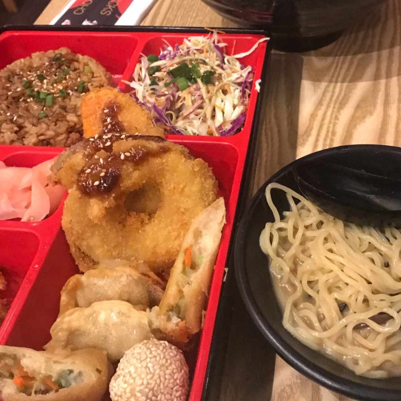 Bento box - Yakimeshi set 