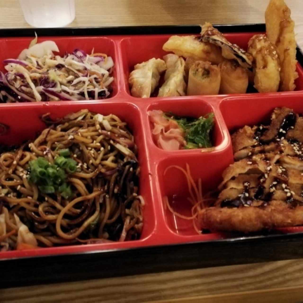 Bento box - Yakisoba set