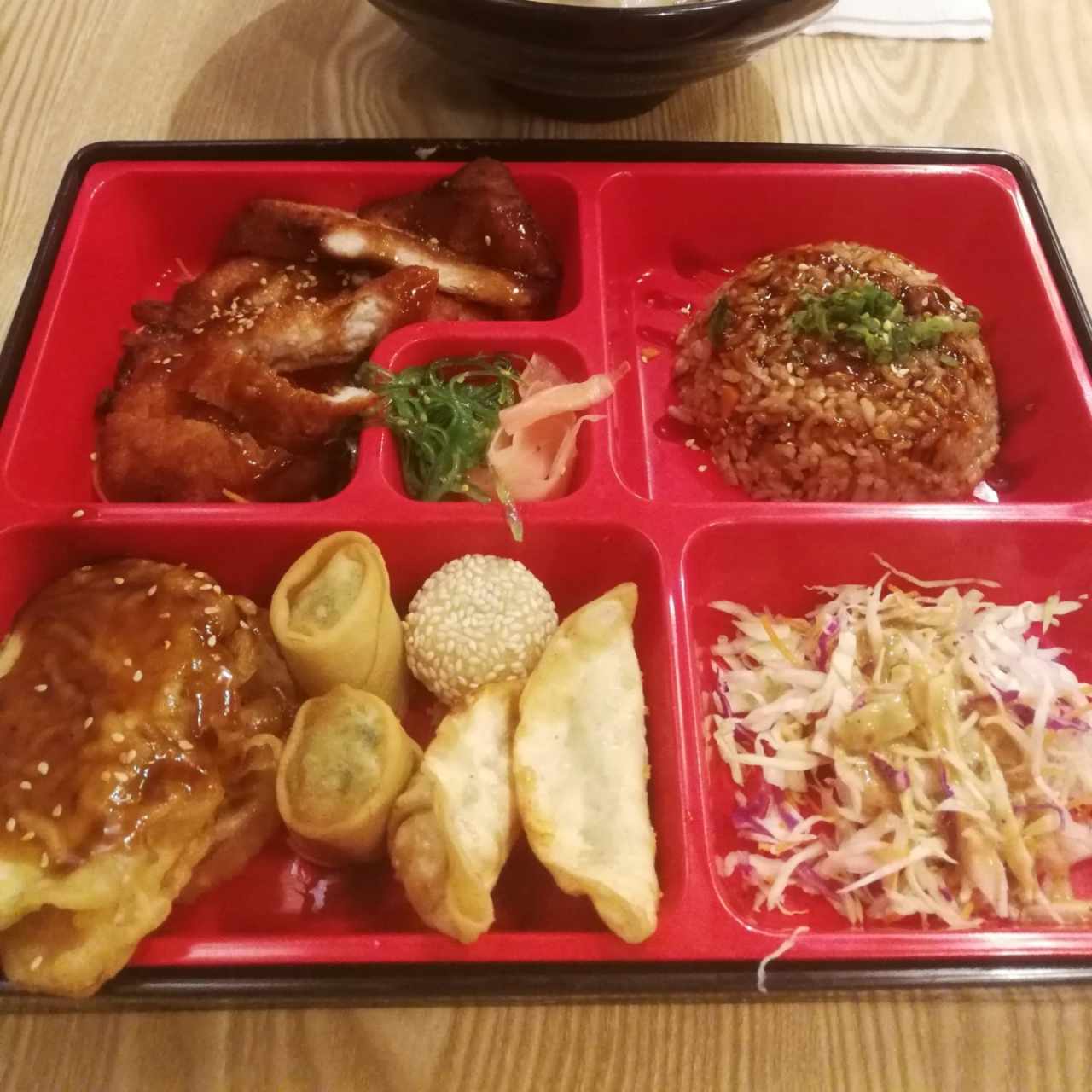 Bento box - Yakimeshi set