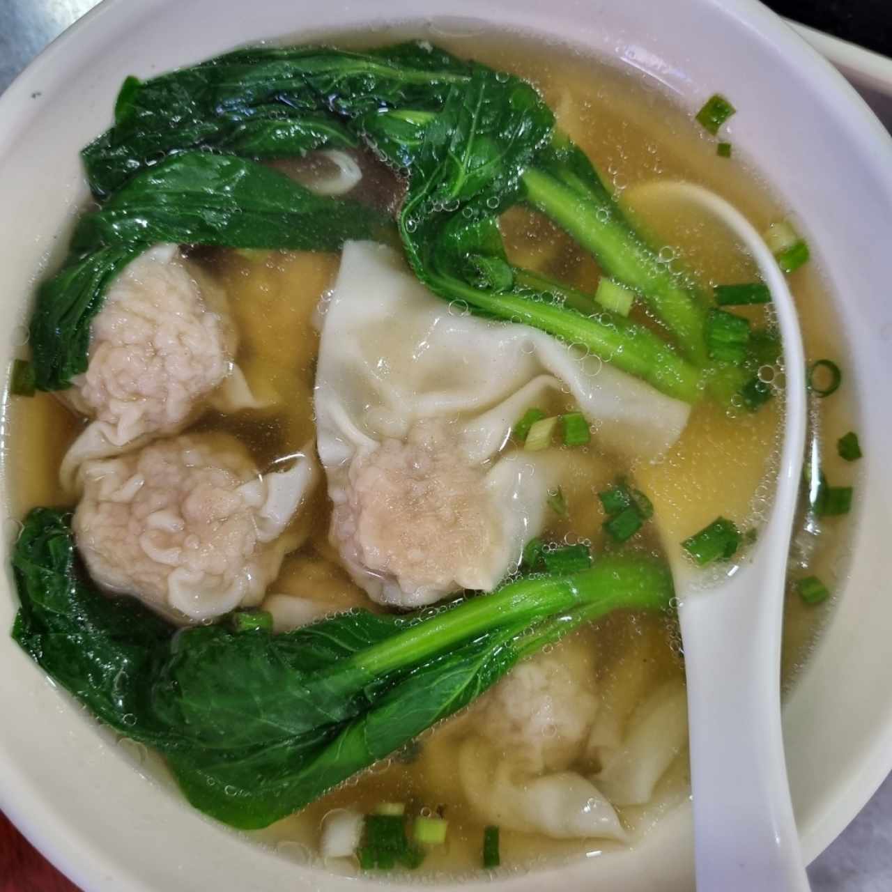 Sopa de wanton